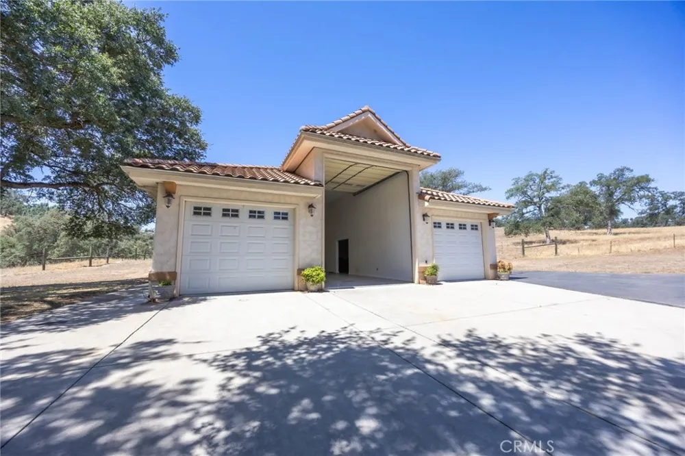 1087 Ben Hur Road Raymond, CA 93653