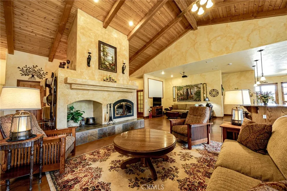 1087 Ben Hur Road Raymond, CA 93653
