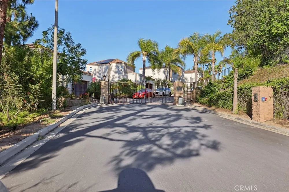 6372 Camino Largo San Diego, CA 92120