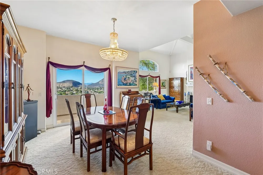6372 Camino Largo San Diego, CA 92120