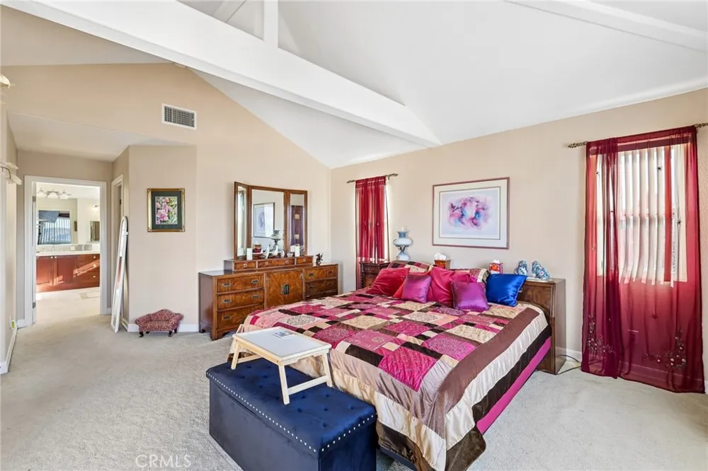 6372 Camino Largo San Diego, CA 92120