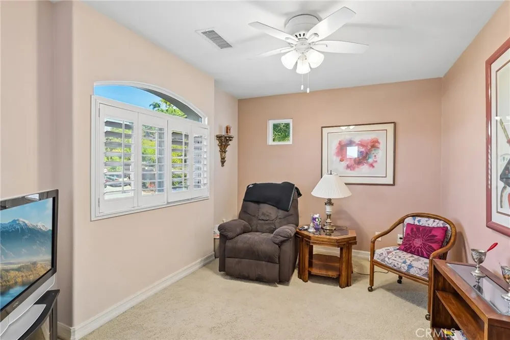 6372 Camino Largo San Diego, CA 92120