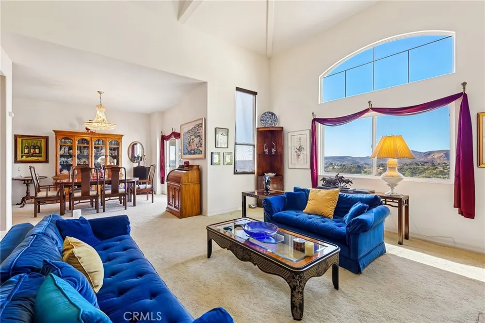 6372 Camino Largo San Diego, CA 92120