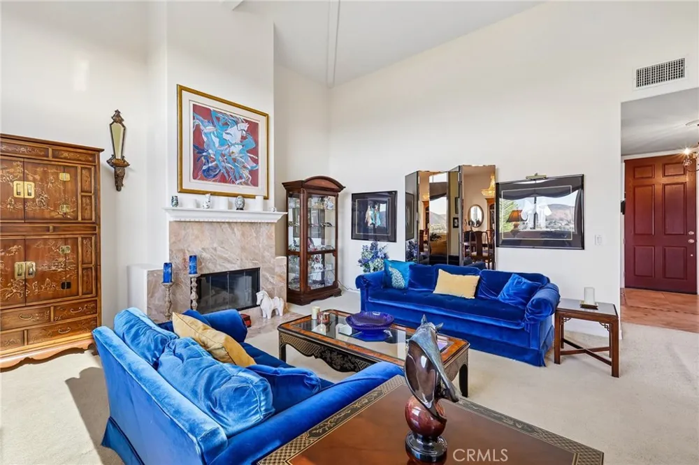 6372 Camino Largo San Diego, CA 92120