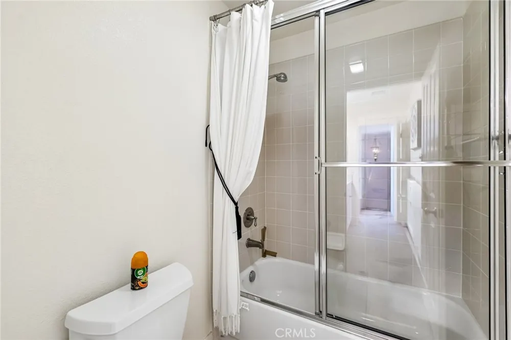 6372 Camino Largo San Diego, CA 92120