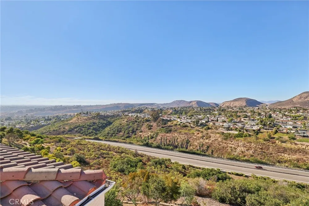 6372 Camino Largo San Diego, CA 92120