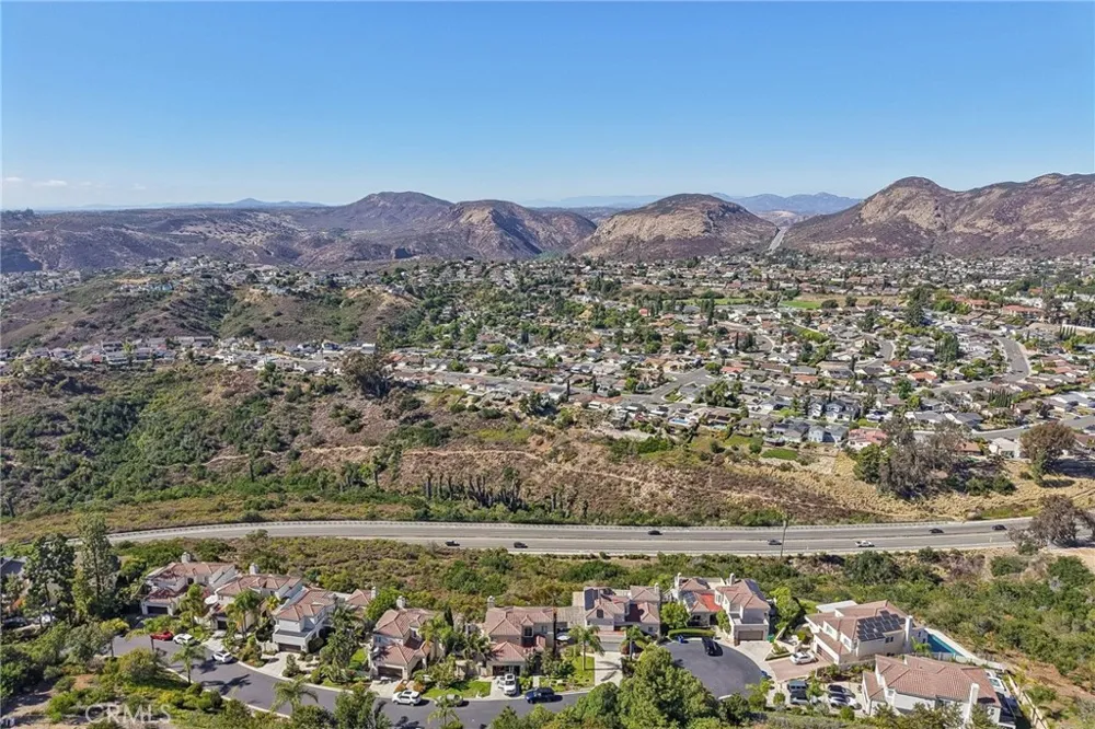 6372 Camino Largo San Diego, CA 92120