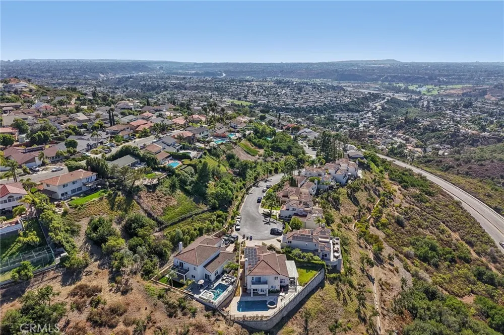 6372 Camino Largo San Diego, CA 92120