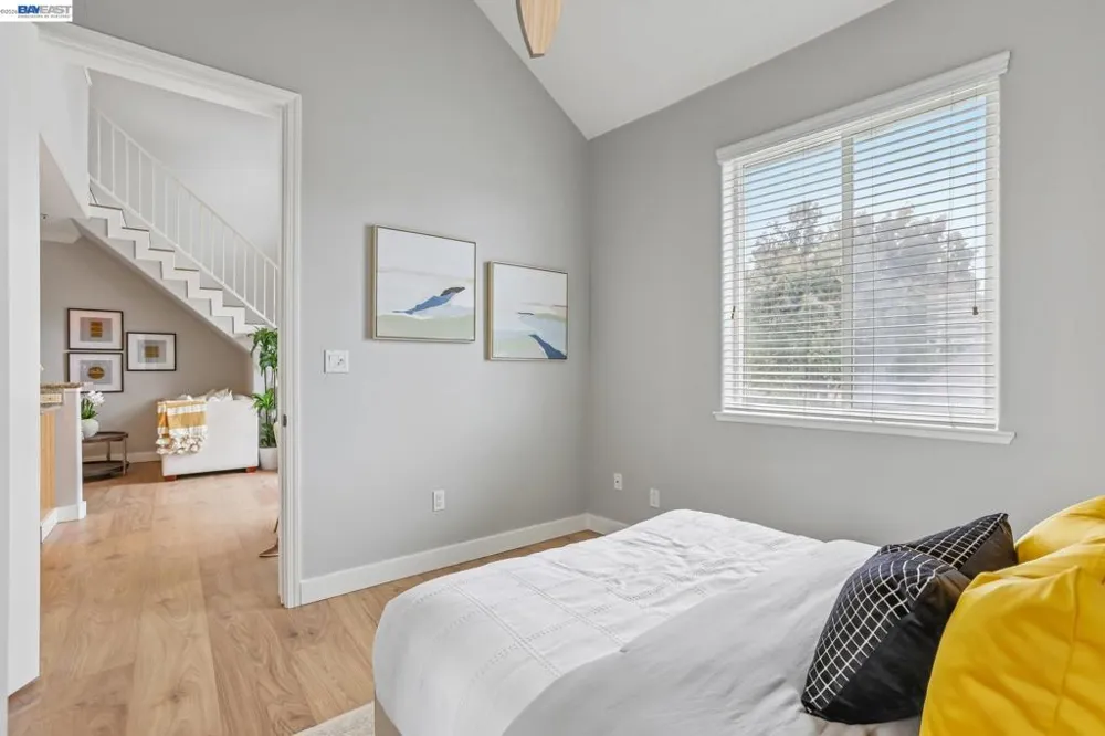 2330 University Ave #330 East Palo Alto, CA 94303