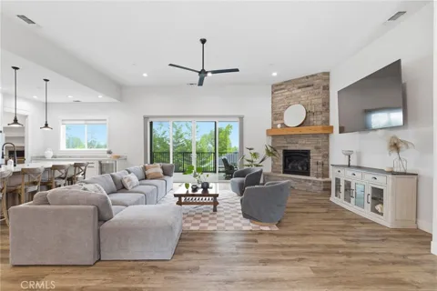 1525 Forest Circle