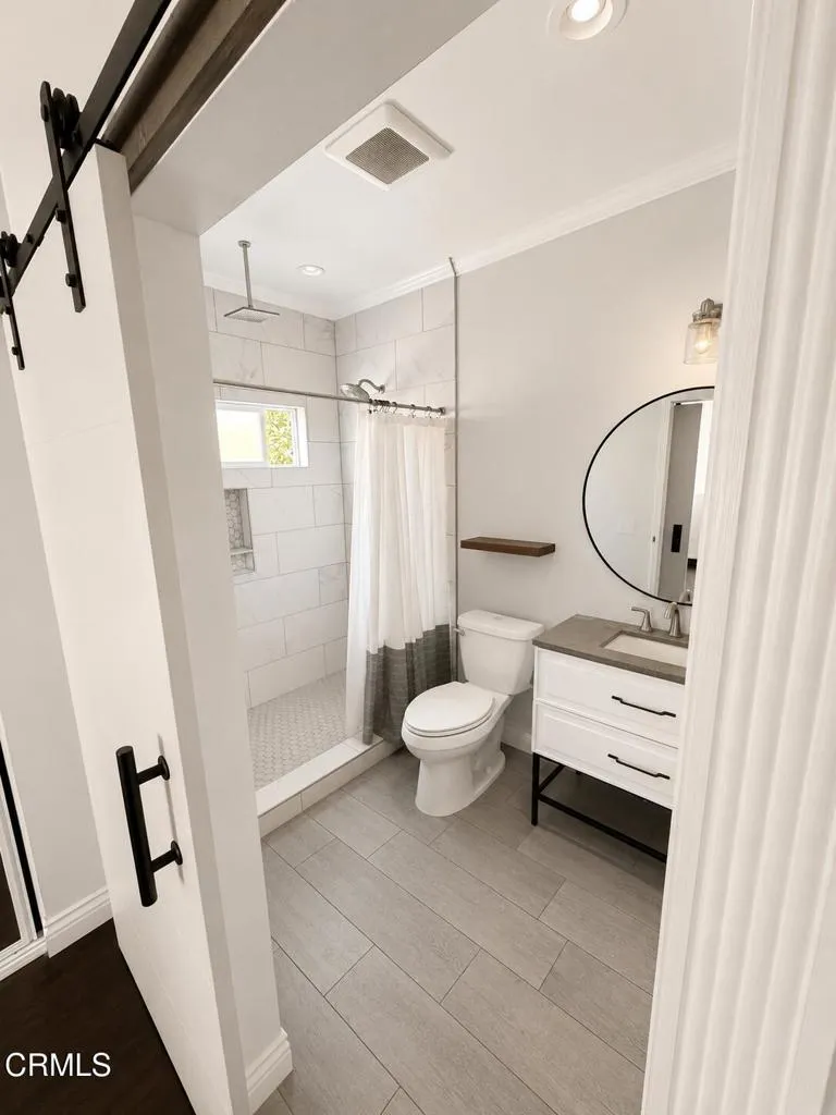 11000 Penrose Street Los Angeles, CA 91352