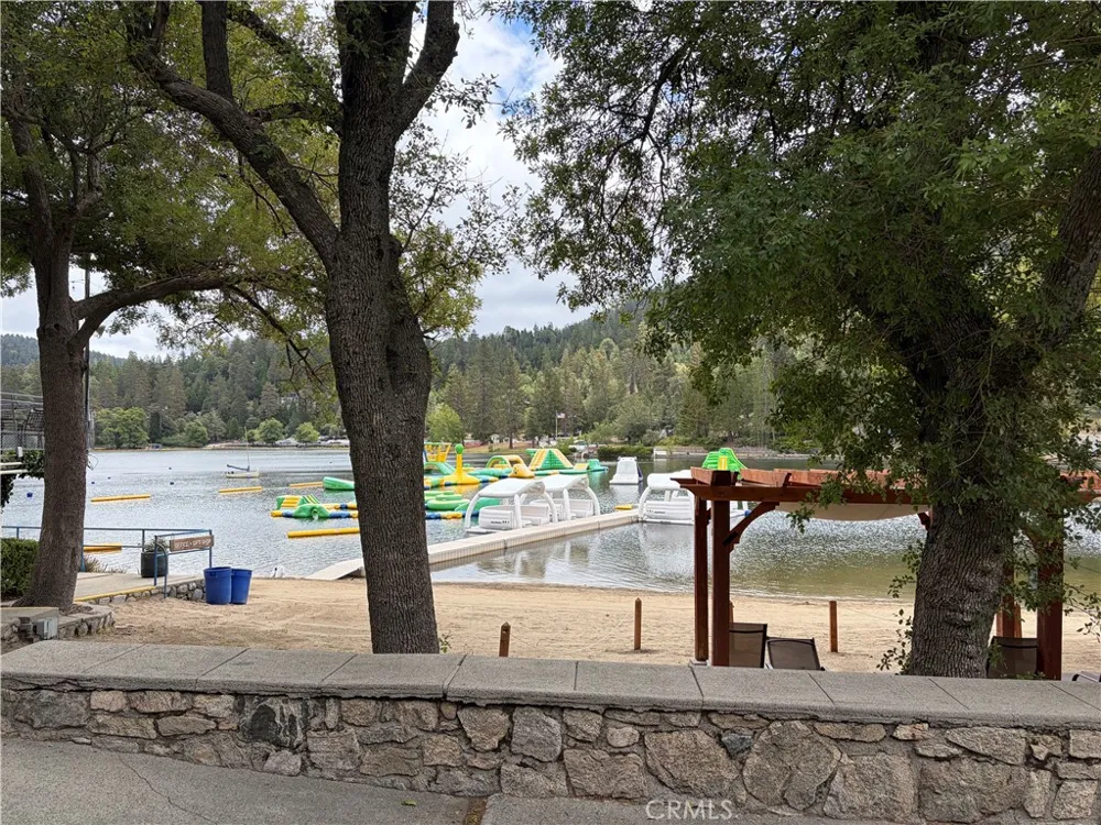 303 Ca-138 Crestline, CA 92325