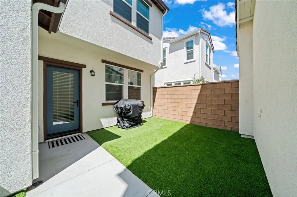 4052 Summer Way Corona, CA 92883