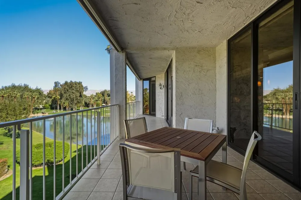 910 Island Drive #408 Rancho Mirage, CA 92270