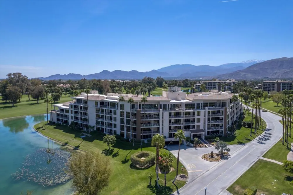 910 Island Drive #408 Rancho Mirage, CA 92270