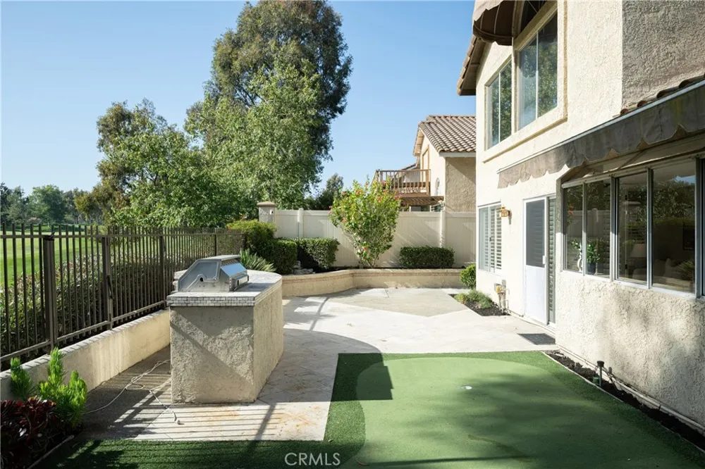 37 Sendero Rancho Santa Margarita, CA 92688