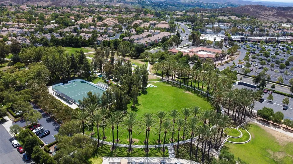 37 Sendero Rancho Santa Margarita, CA 92688
