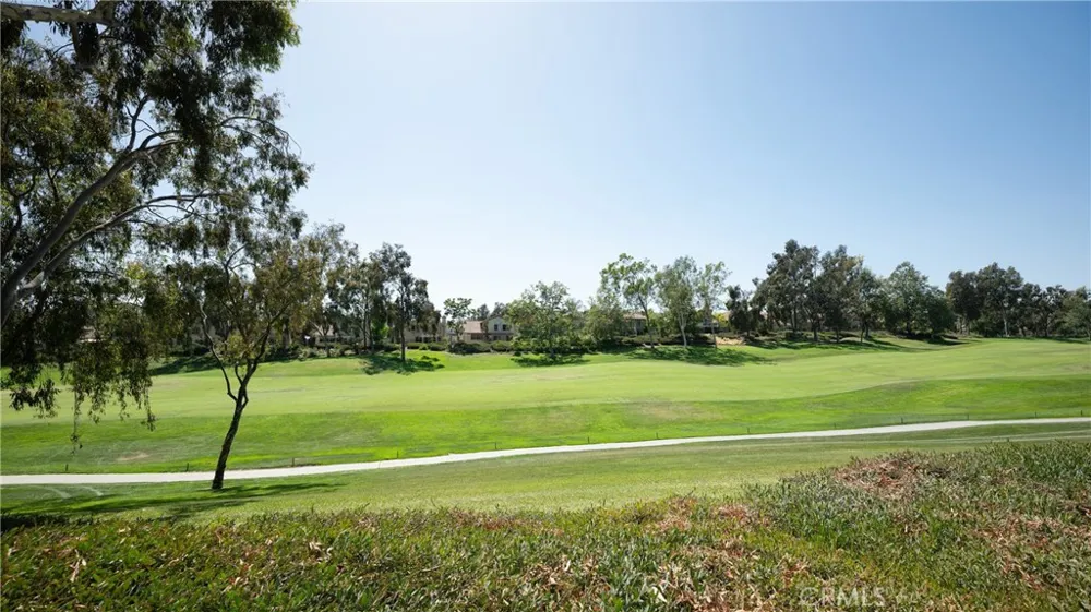 37 Sendero Rancho Santa Margarita, CA 92688
