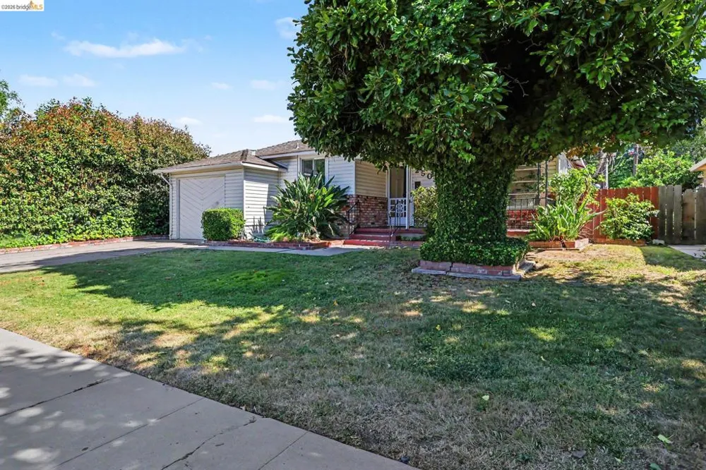 250 W 23Rd St Tracy, CA 95376