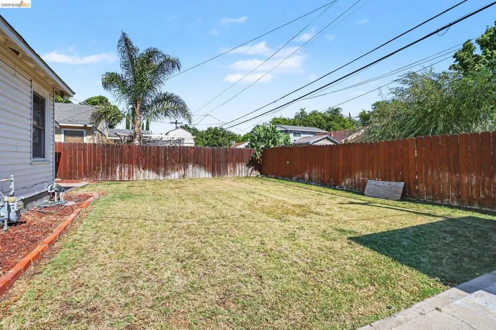 250 W 23Rd St Tracy, CA 95376
