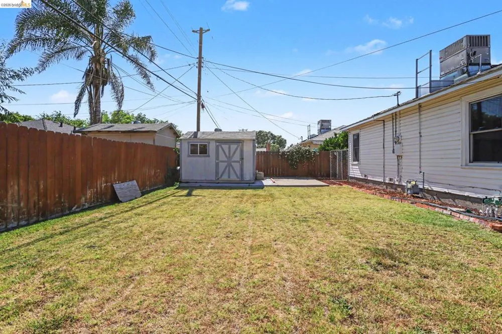 250 W 23Rd St Tracy, CA 95376