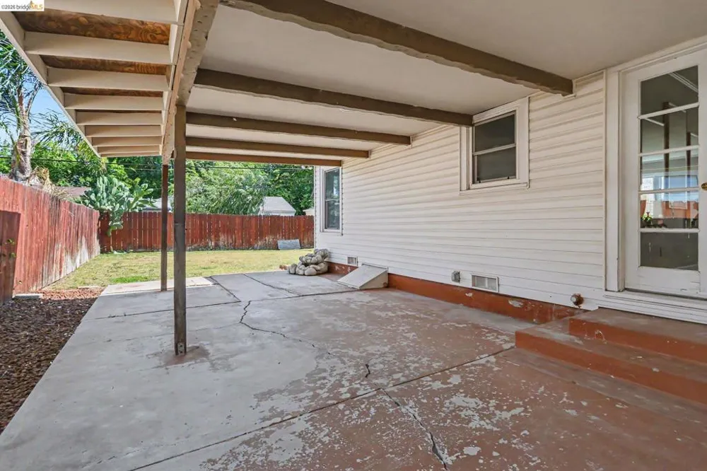 250 W 23Rd St Tracy, CA 95376