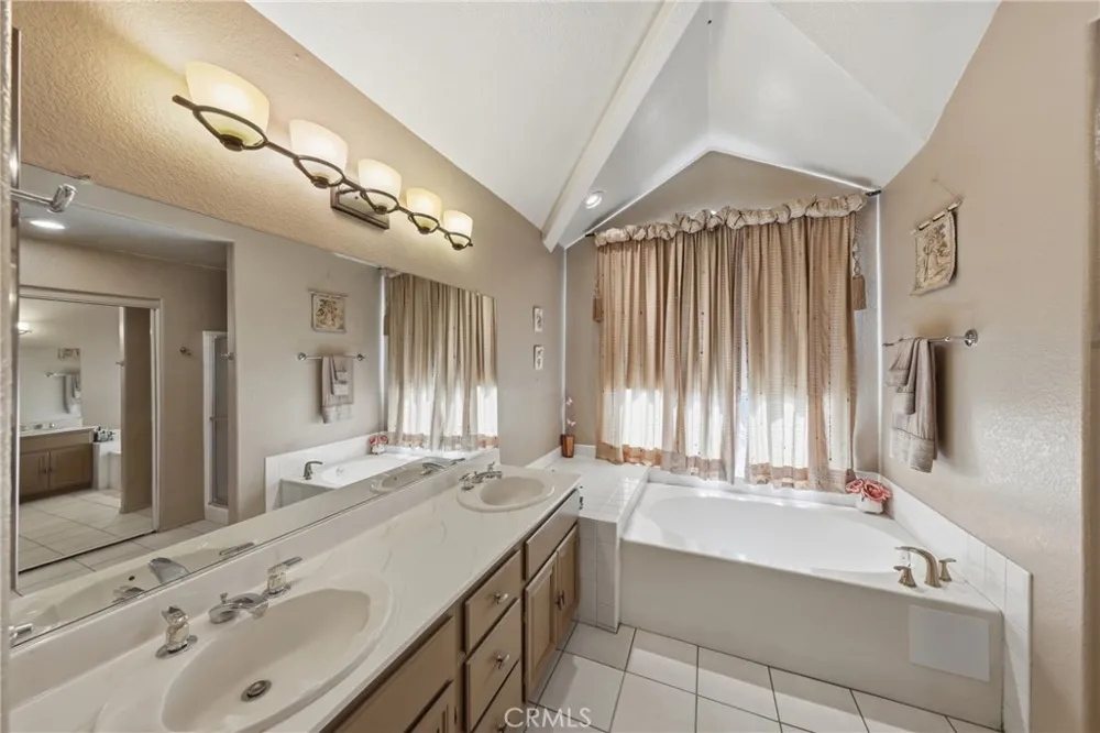 34308 Bella Vista Yucaipa, CA 92399