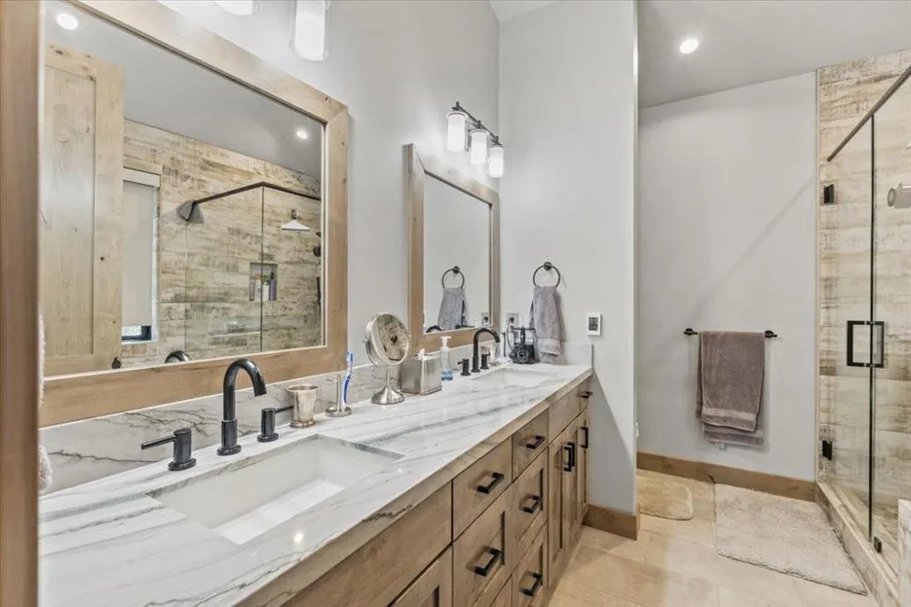 2366 Highlands Drive South Lake Tahoe, CA 96150