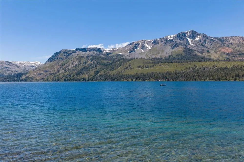 2366 Highlands Drive South Lake Tahoe, CA 96150