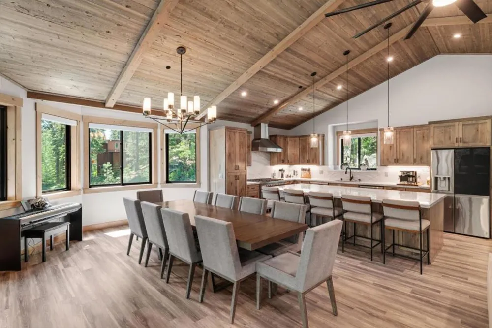 2366 Highlands Drive South Lake Tahoe, CA 96150