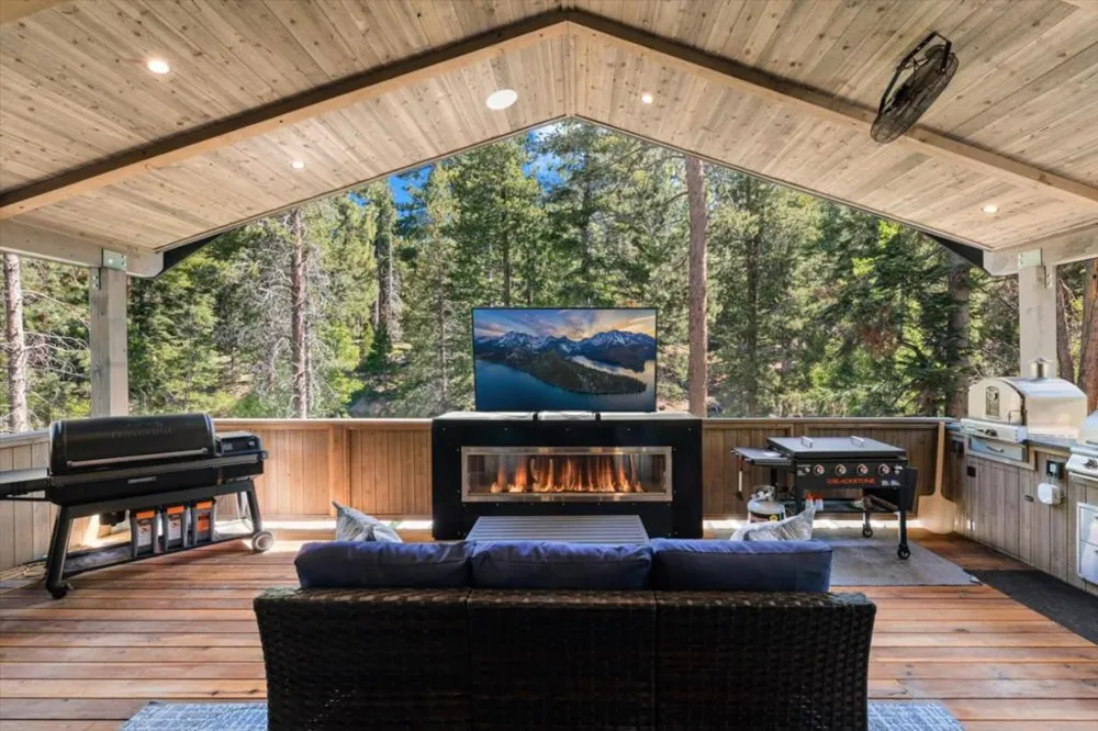 2366 Highlands Drive South Lake Tahoe, CA 96150