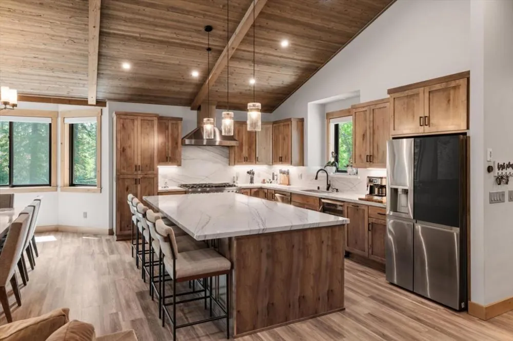 2366 Highlands Drive South Lake Tahoe, CA 96150