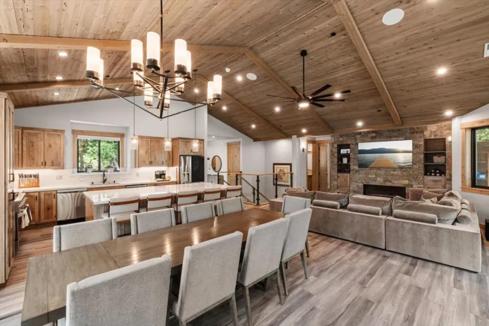 2366 Highlands Drive South Lake Tahoe, CA 96150