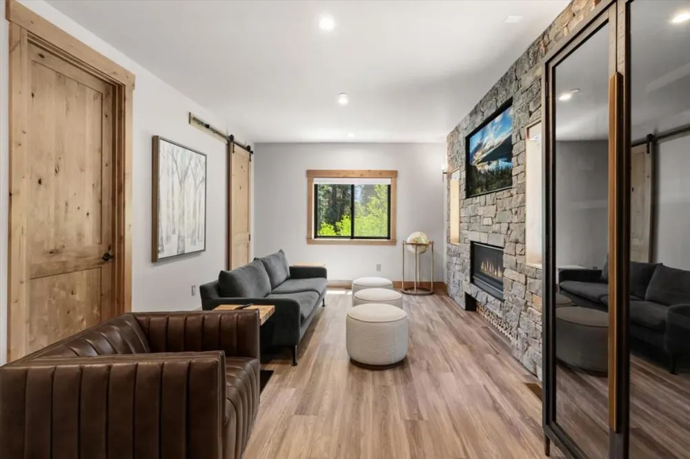 2366 Highlands Drive South Lake Tahoe, CA 96150