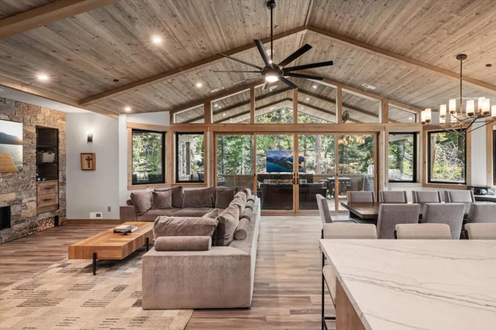 2366 Highlands Drive South Lake Tahoe, CA 96150