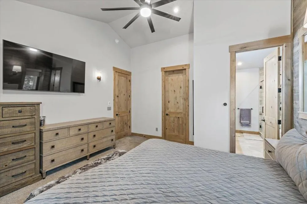 2366 Highlands Drive South Lake Tahoe, CA 96150