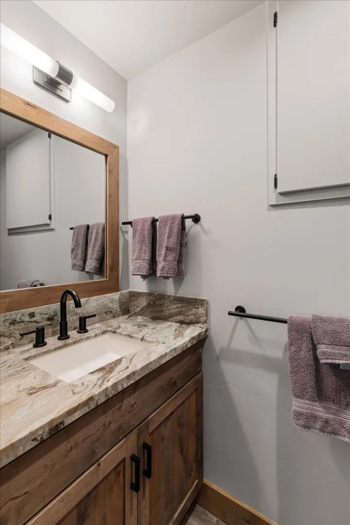 2366 Highlands Drive South Lake Tahoe, CA 96150