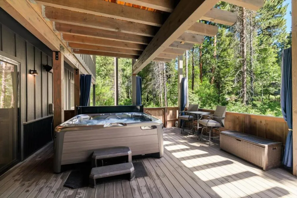 2366 Highlands Drive South Lake Tahoe, CA 96150