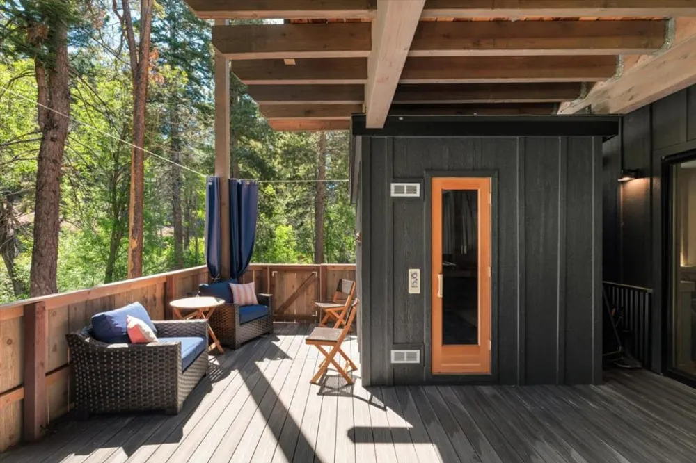 2366 Highlands Drive South Lake Tahoe, CA 96150