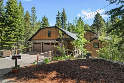 2366 Highlands Drive