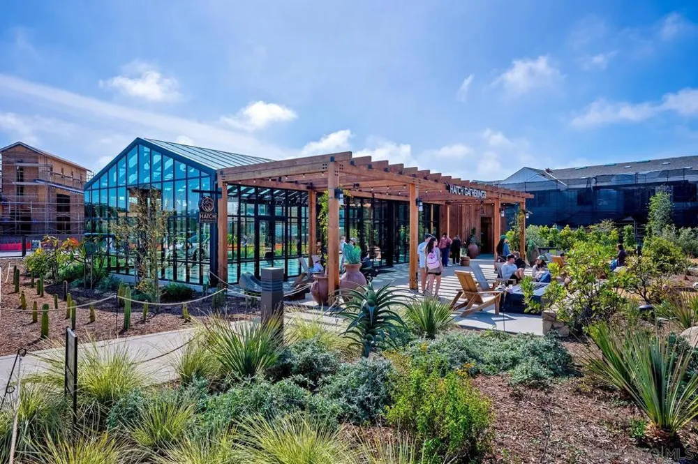 1101 Catania Ct #201 Encinitas, CA 92024