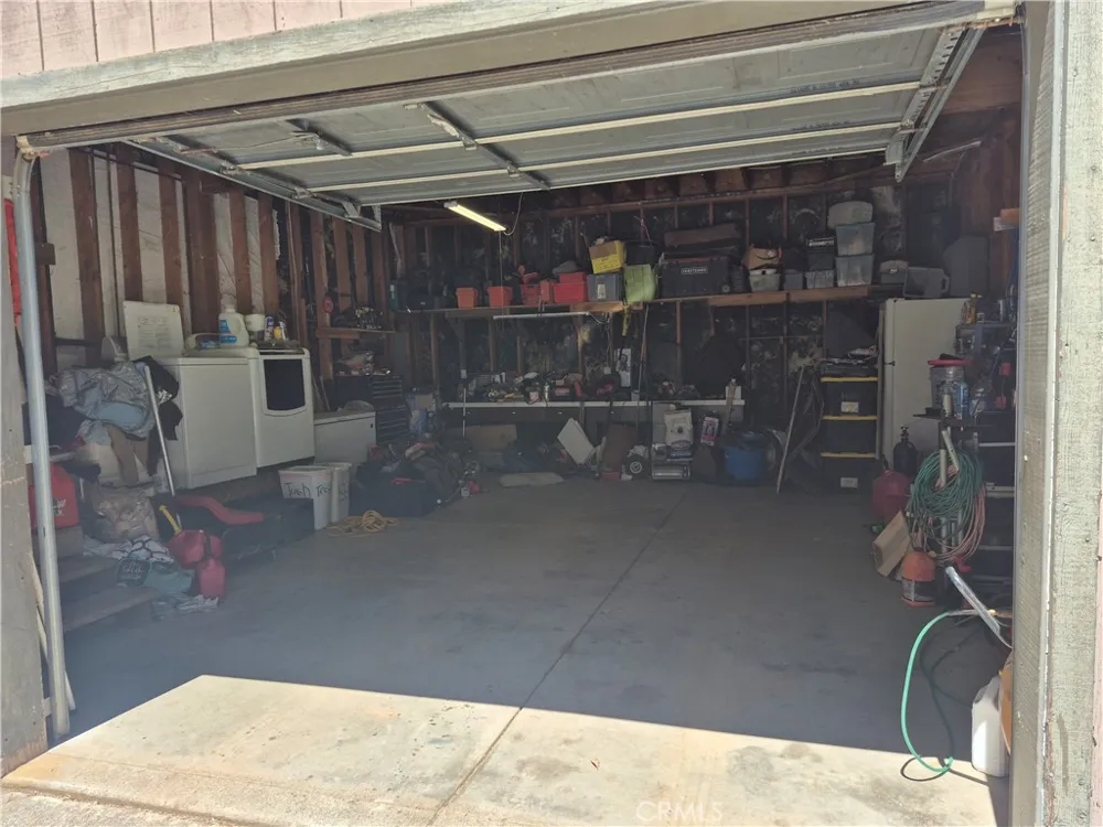 29600 Timberline Road Willits, CA 95490