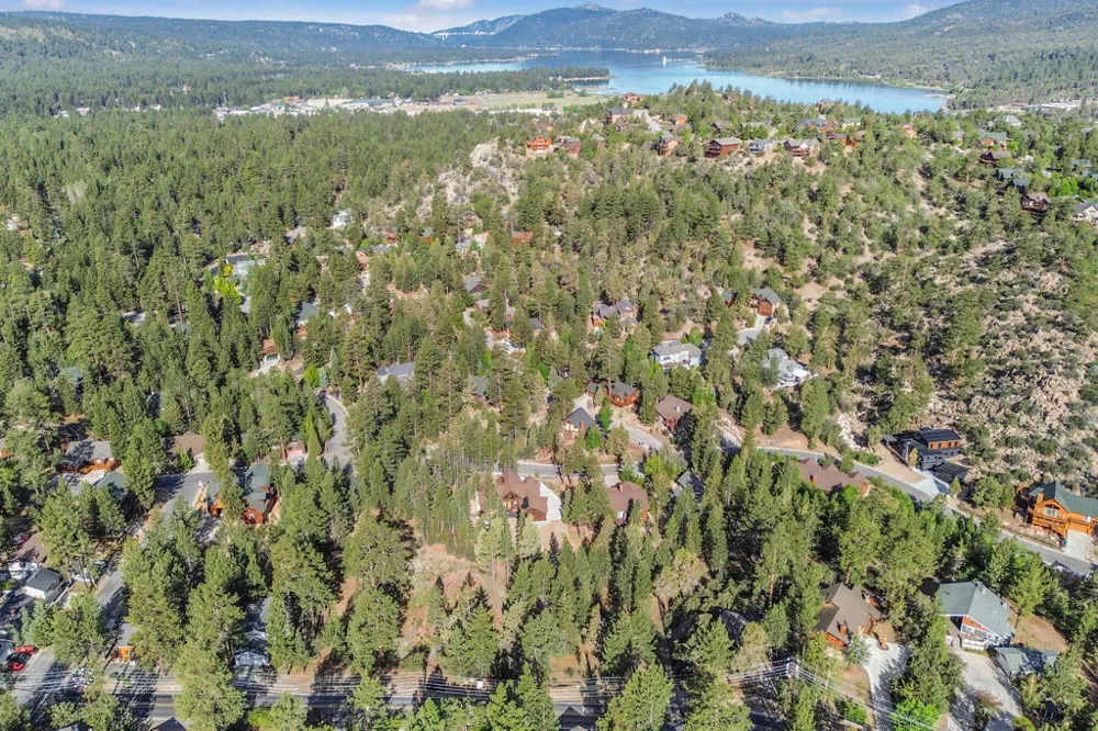 545 Division Drive Big Bear, CA 92314