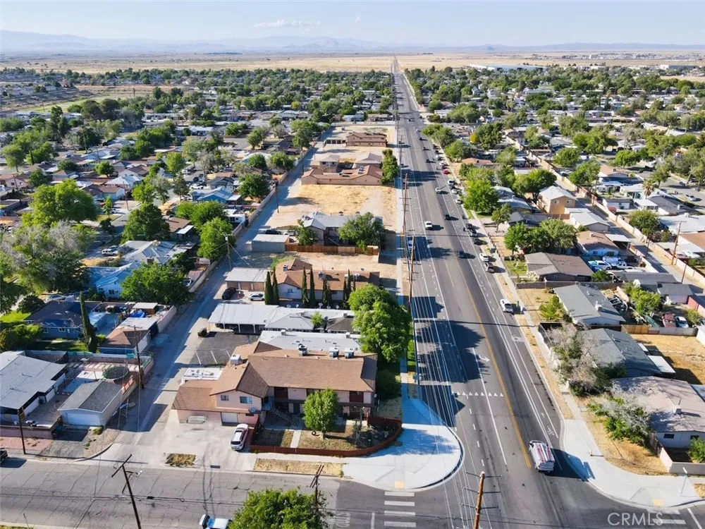 1011 W Avenue H12 Lancaster, CA 93534