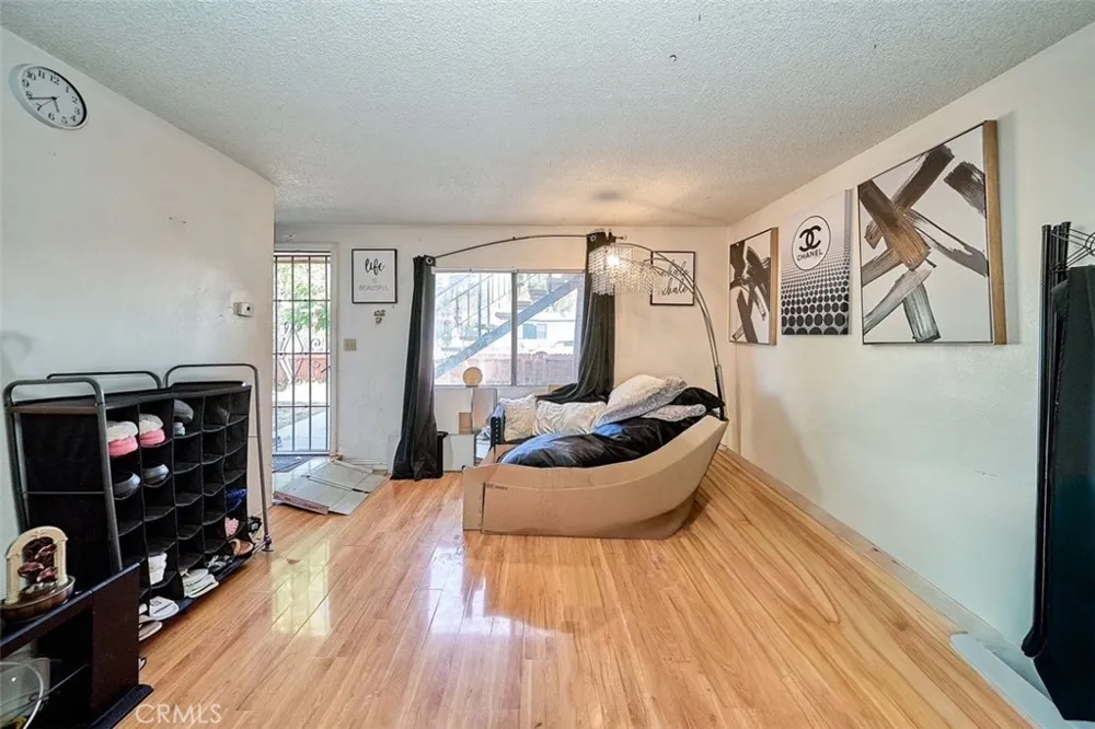 1011 W Avenue H12 Lancaster, CA 93534
