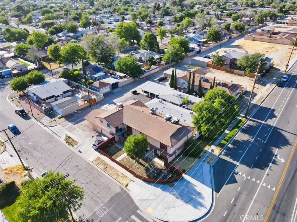 1011 W Avenue H12 Lancaster, CA 93534