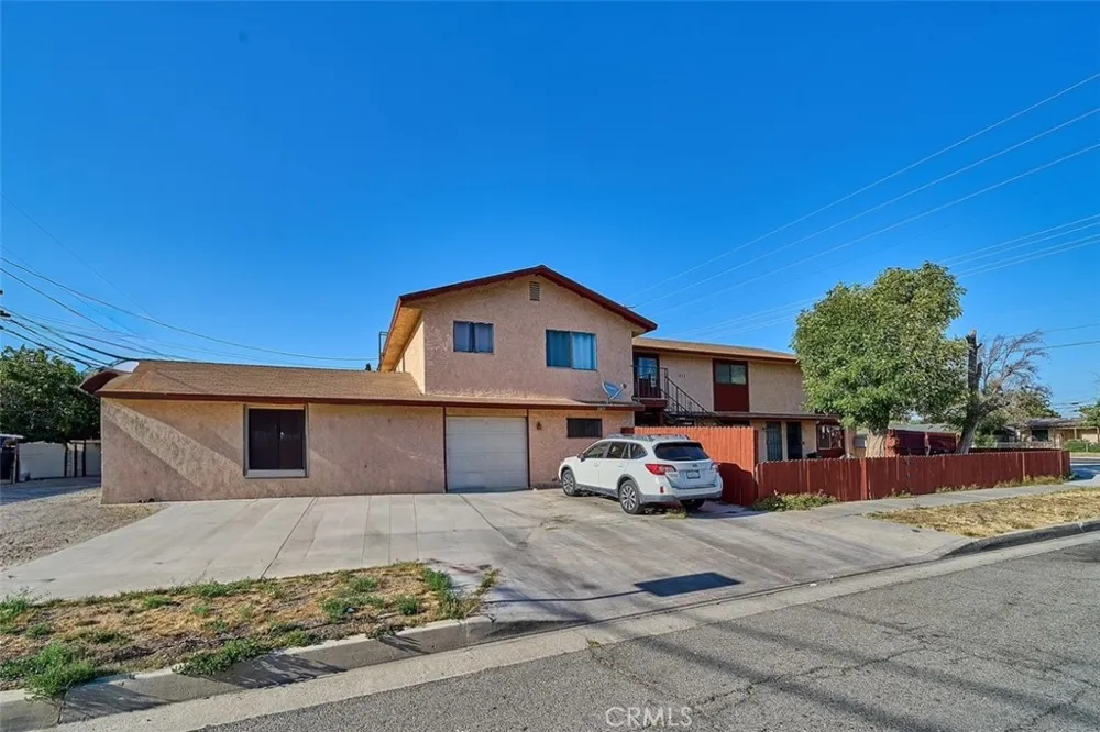 1011 W Avenue H12 Lancaster, CA 93534