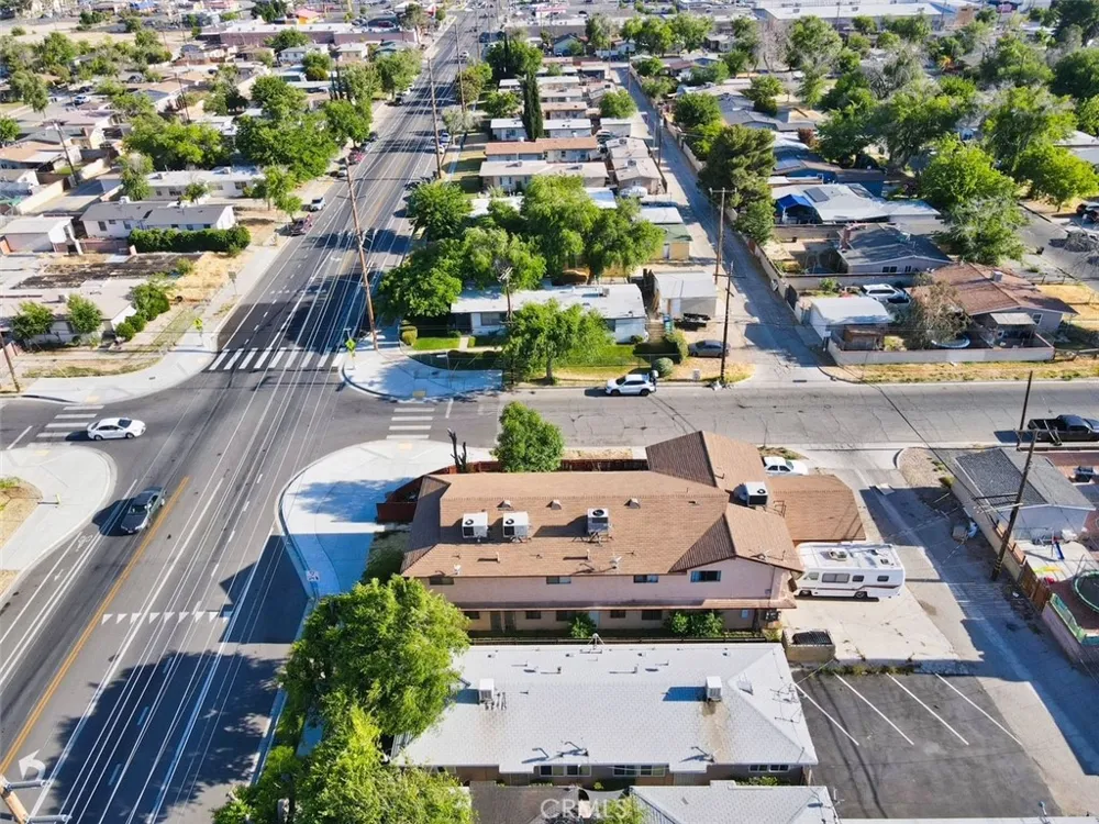 1011 W Avenue H12 Lancaster, CA 93534