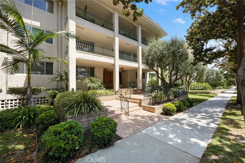 420 S Madison Avenue #301 Pasadena, CA 91101