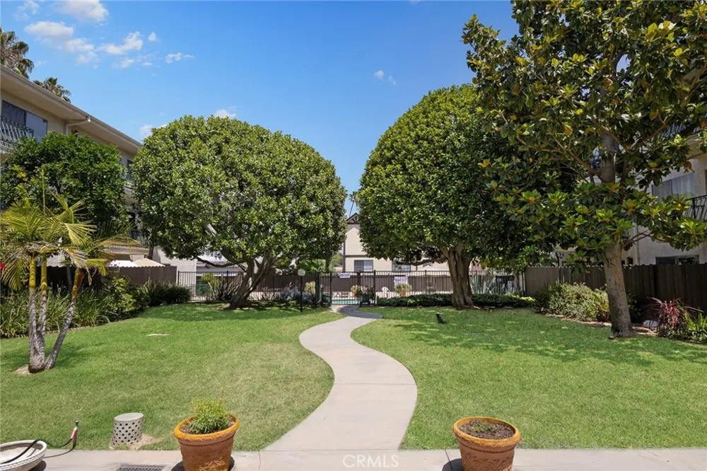 420 S Madison Avenue #301 Pasadena, CA 91101